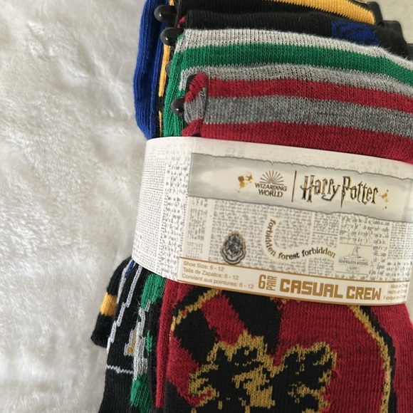 Warner Bros. Harry Potter Black and Red Casual Crew Socks NWT - Picture 6 of 6